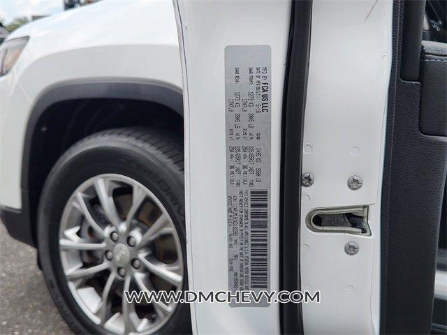used 2019 Jeep Cherokee car, priced at $18,000