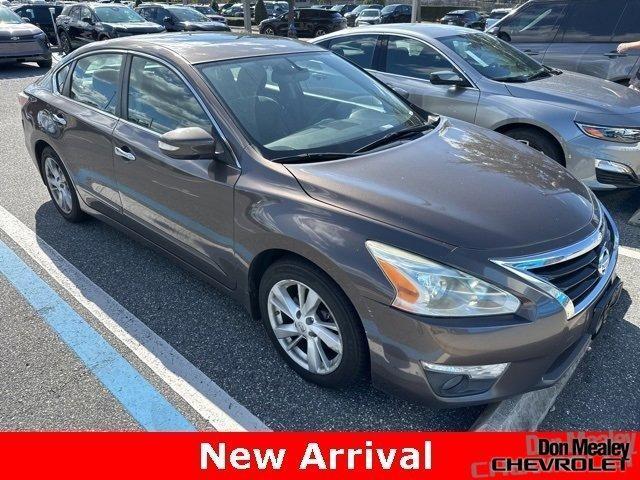 used 2015 Nissan Altima car, priced at $6,995