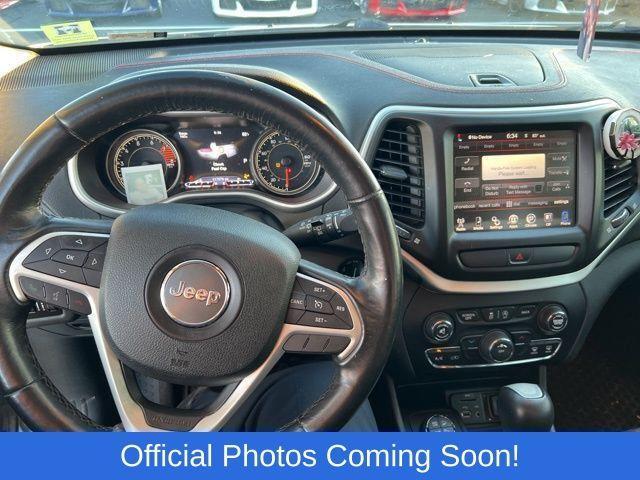 used 2016 Jeep Cherokee car, priced at $10,292