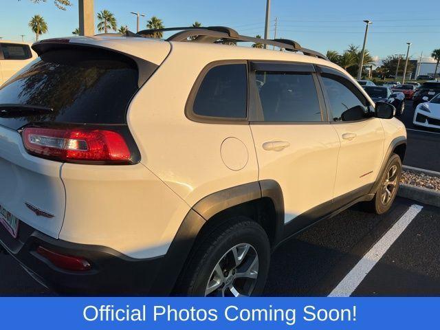 used 2016 Jeep Cherokee car, priced at $10,292