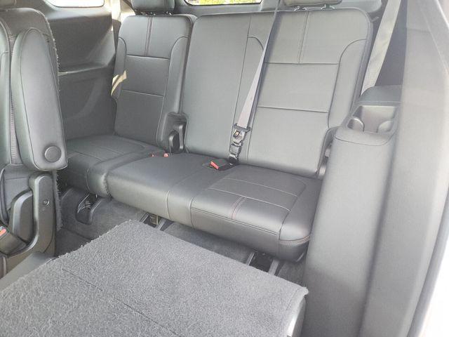 used 2022 Chevrolet Traverse car, priced at $26,993