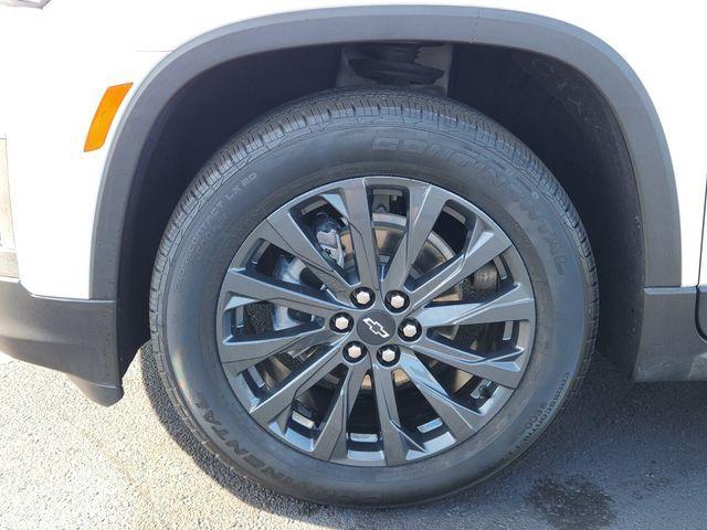 used 2022 Chevrolet Traverse car, priced at $26,993