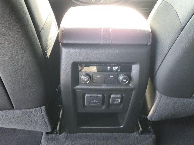 used 2022 Chevrolet Traverse car, priced at $26,993