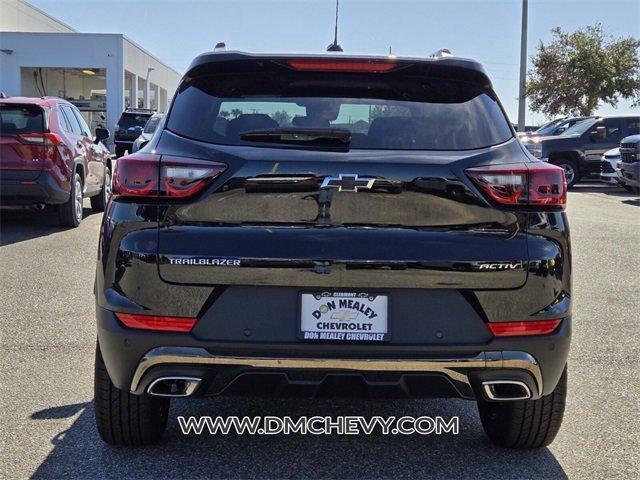 new 2025 Chevrolet TrailBlazer car, priced at $29,003