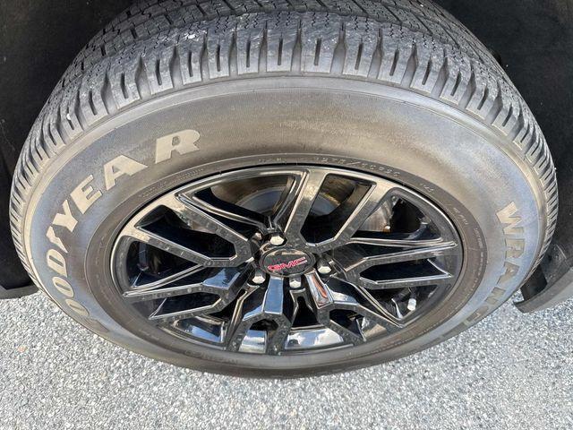 used 2022 GMC Sierra 1500 car, priced at $32,991