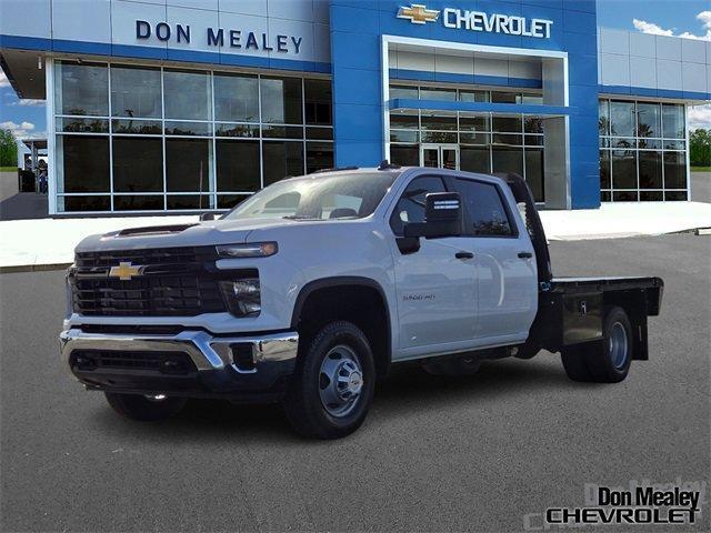 new 2024 Chevrolet Silverado 3500 car, priced at $69,938