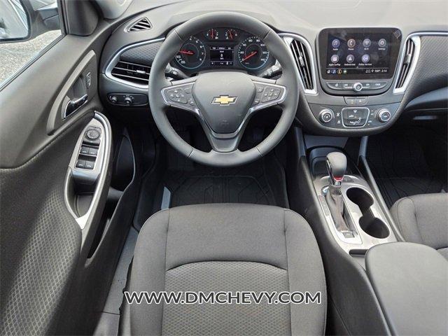 new 2025 Chevrolet Malibu car, priced at $29,305