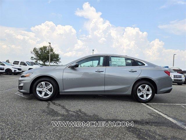 new 2025 Chevrolet Malibu car, priced at $28,305