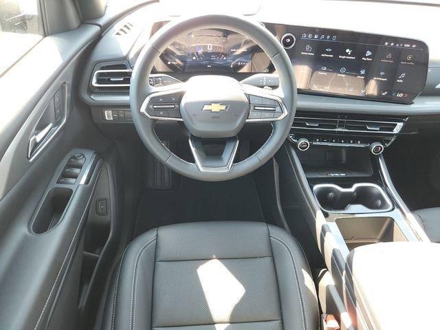 new 2026 Chevrolet Traverse car, priced at $46,237