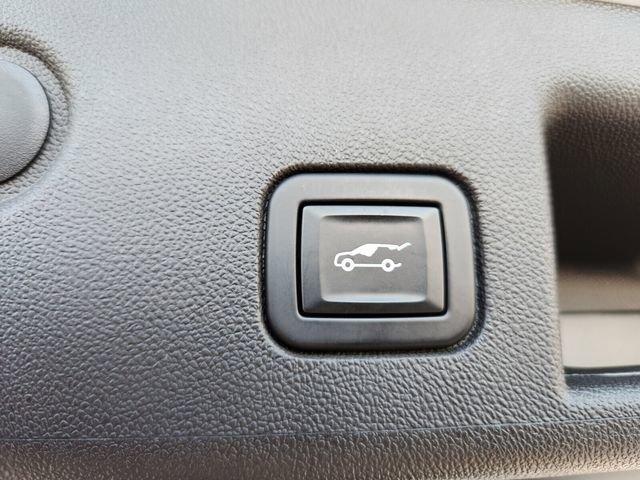 used 2021 Chevrolet Equinox car, priced at $18,991