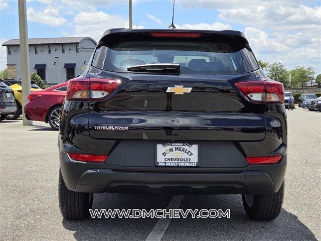 new 2024 Chevrolet TrailBlazer car, priced at $25,380