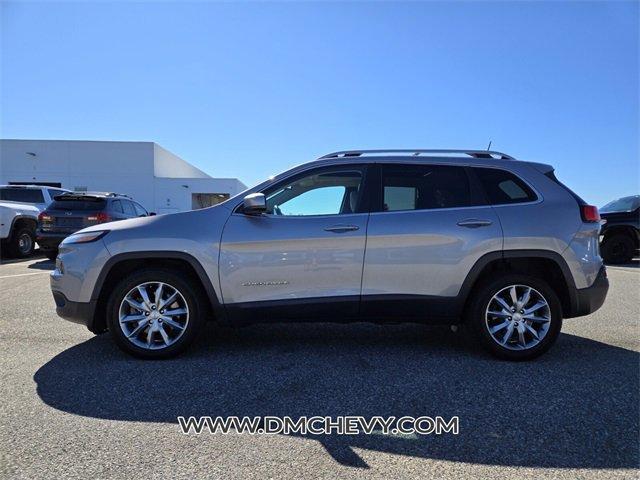 used 2018 Jeep Cherokee car, priced at $14,495