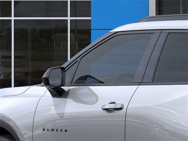 new 2025 Chevrolet Blazer car, priced at $38,355
