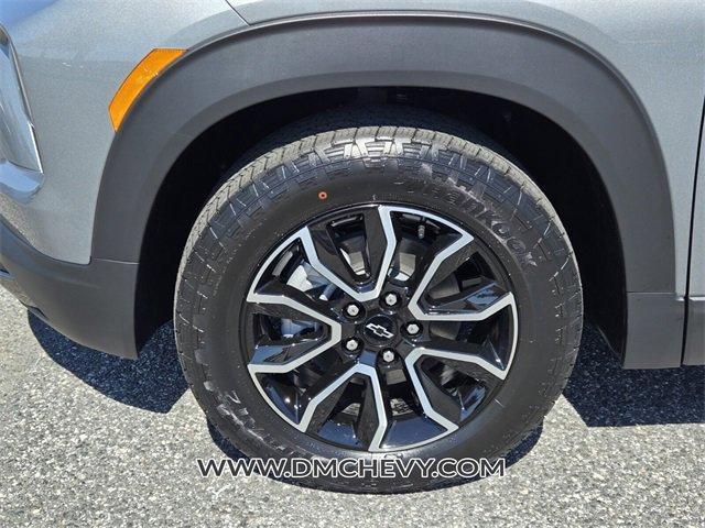 new 2025 Chevrolet TrailBlazer car, priced at $30,375