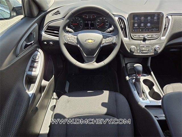 new 2025 Chevrolet Malibu car, priced at $29,305