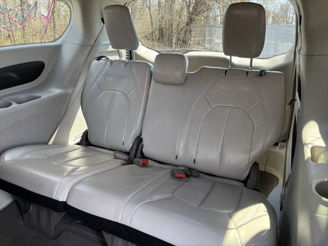 used 2018 Chrysler Pacifica car, priced at $15,788