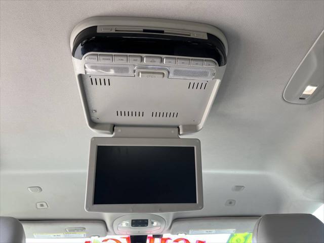 used 2018 Chrysler Pacifica car, priced at $15,788