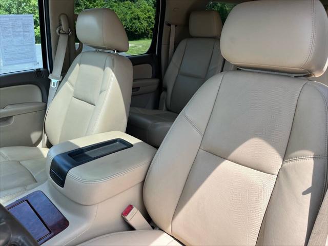 used 2014 Chevrolet Suburban car, priced at $21,488