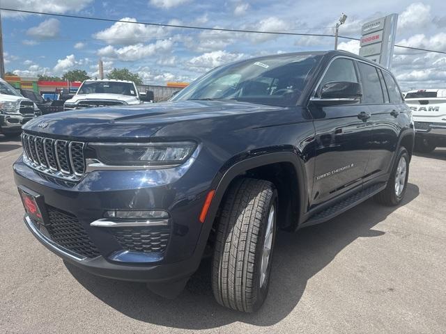 used 2023 Jeep Grand Cherokee car, priced at $39,867