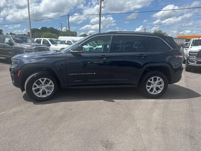 used 2023 Jeep Grand Cherokee car, priced at $39,867