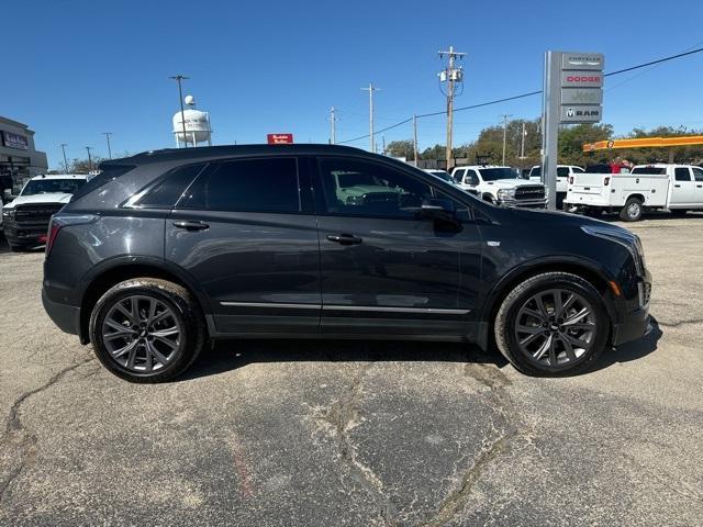 used 2020 Cadillac XT5 car, priced at $24,422