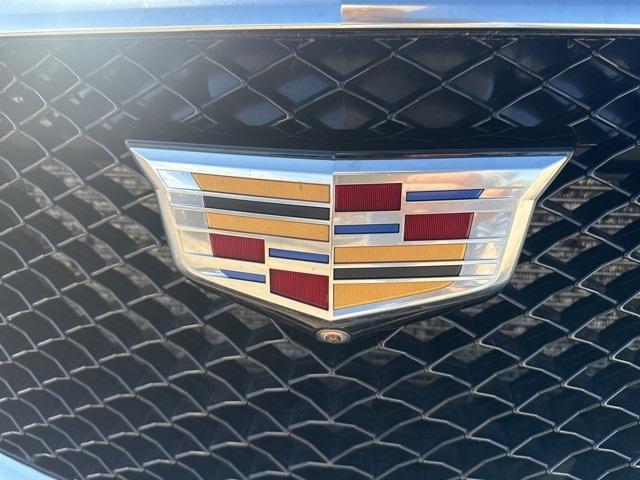 used 2020 Cadillac XT5 car, priced at $24,422