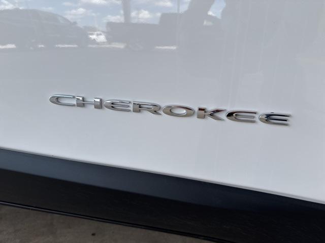 used 2020 Jeep Cherokee car, priced at $18,753