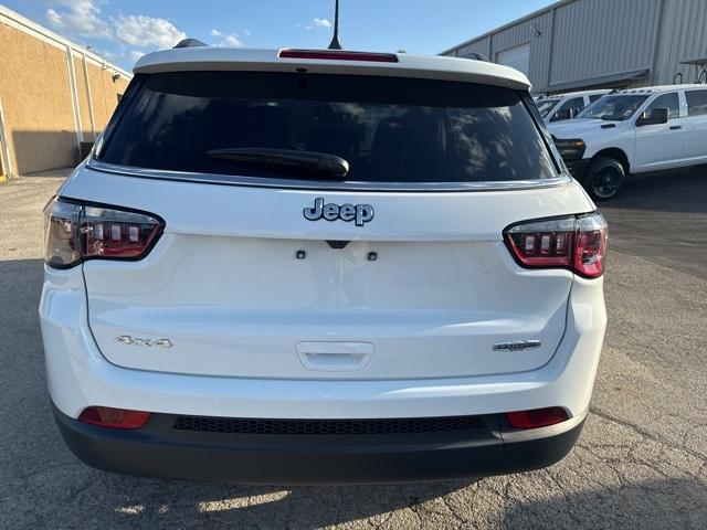 new 2025 Jeep Compass car, priced at $28,868