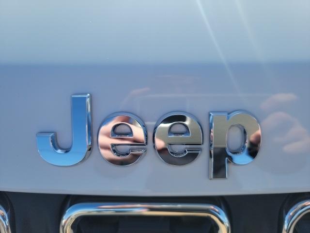 new 2025 Jeep Compass car, priced at $26,495