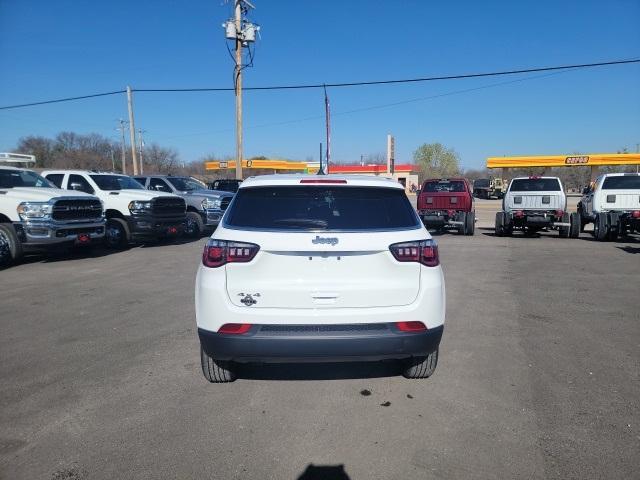 new 2025 Jeep Compass car, priced at $26,495