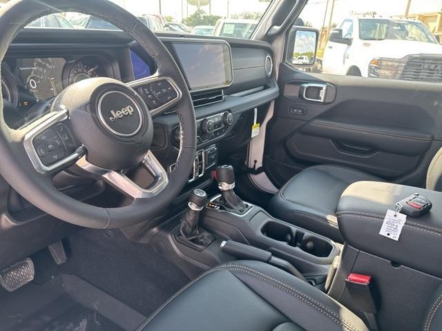 new 2025 Jeep Wrangler car, priced at $48,968