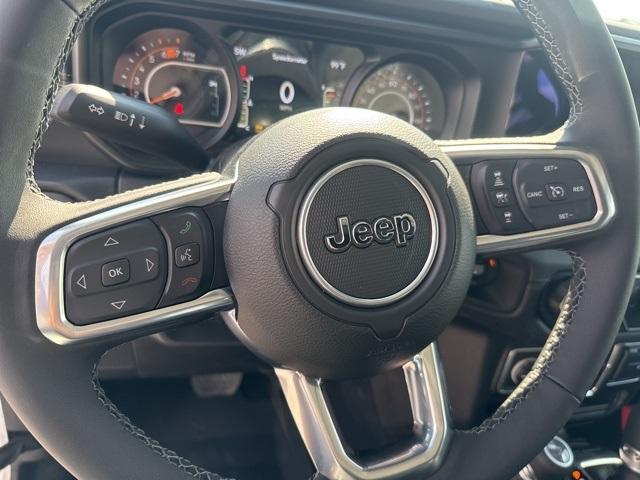 new 2025 Jeep Wrangler car, priced at $48,968