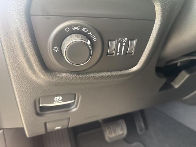new 2025 Jeep Grand Cherokee L car, priced at $37,230