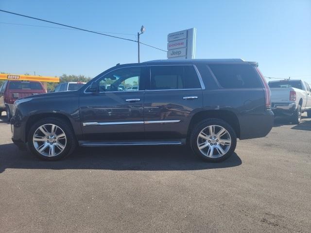 used 2015 Cadillac Escalade car, priced at $24,925