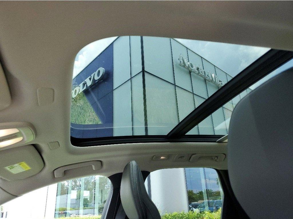 used 2023 Volvo XC60 car, priced at $39,500