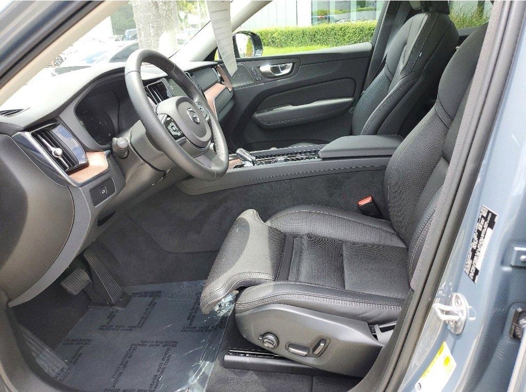 used 2023 Volvo XC60 car, priced at $39,500