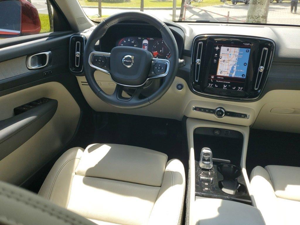used 2022 Volvo XC40 car, priced at $28,750