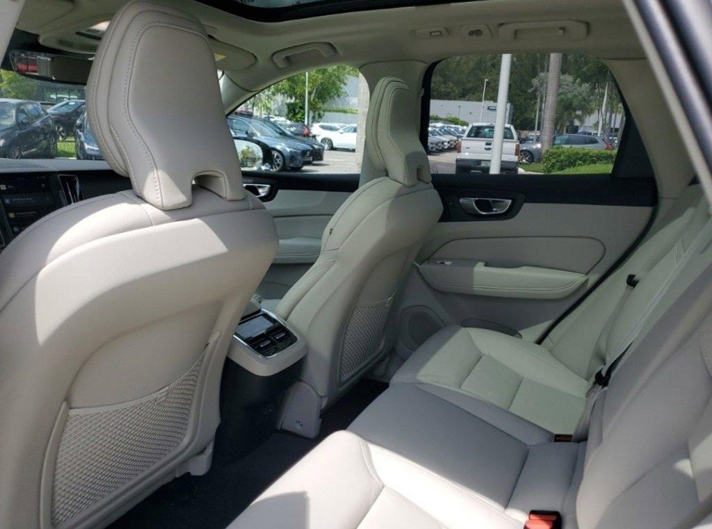 new 2025 Volvo XC60 car, priced at $59,660