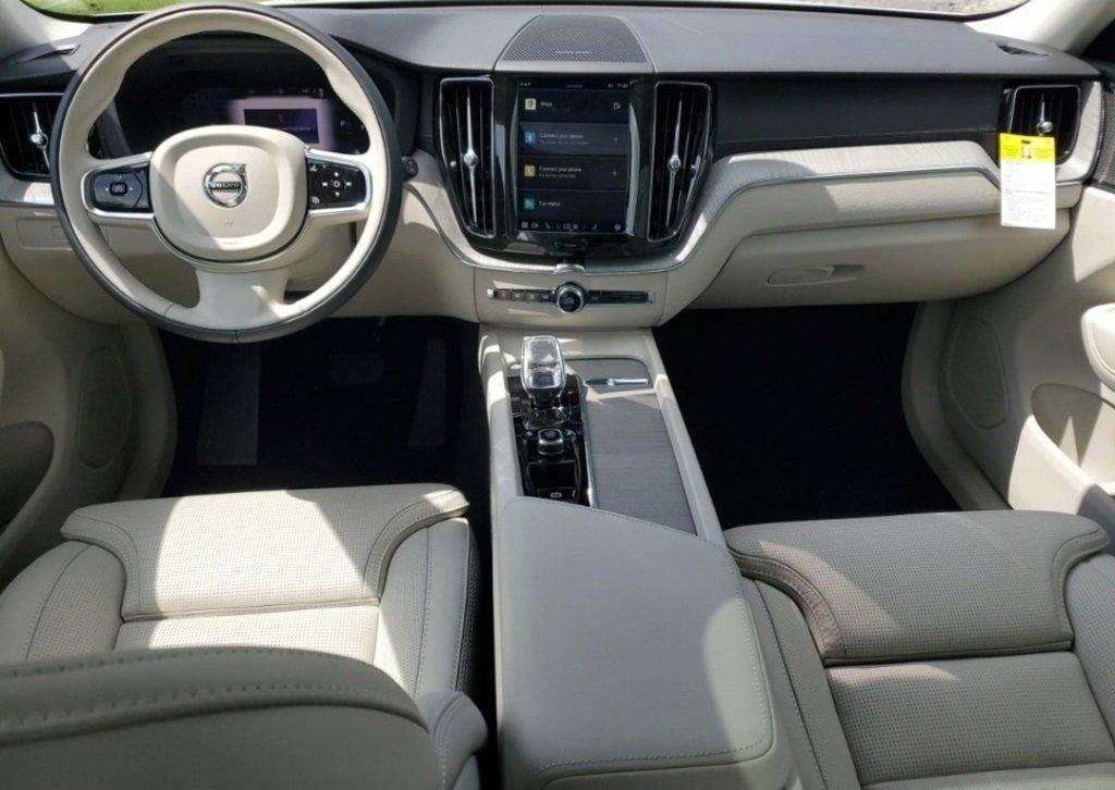 new 2025 Volvo XC60 car, priced at $59,660