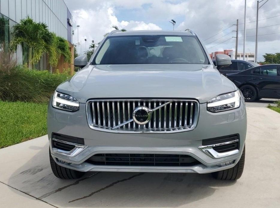 new 2025 Volvo XC90 car