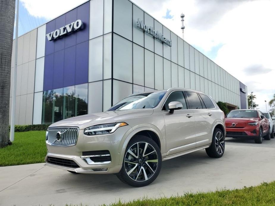 new 2025 Volvo XC90 car