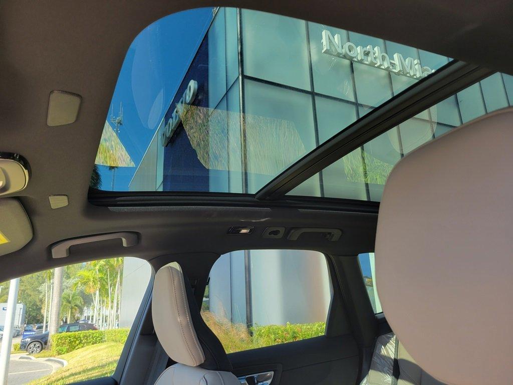 new 2026 Volvo XC60 car, priced at $47,995