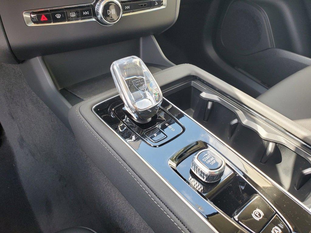new 2025 Volvo XC90 Plug-In Hybrid car, priced at $77,805
