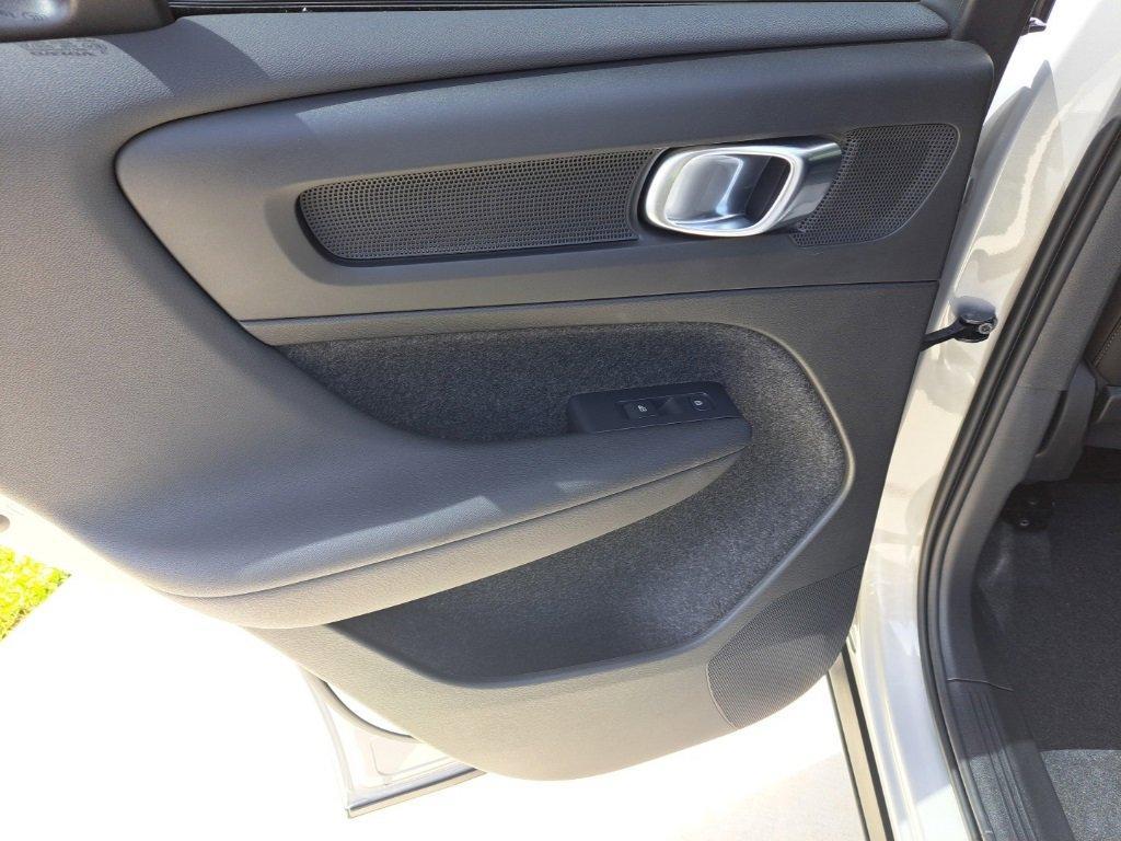 used 2024 Volvo XC40 car, priced at $37,990