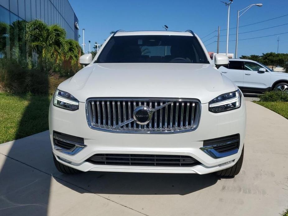 new 2025 Volvo XC90 car