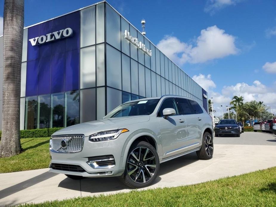 new 2025 Volvo XC90 car