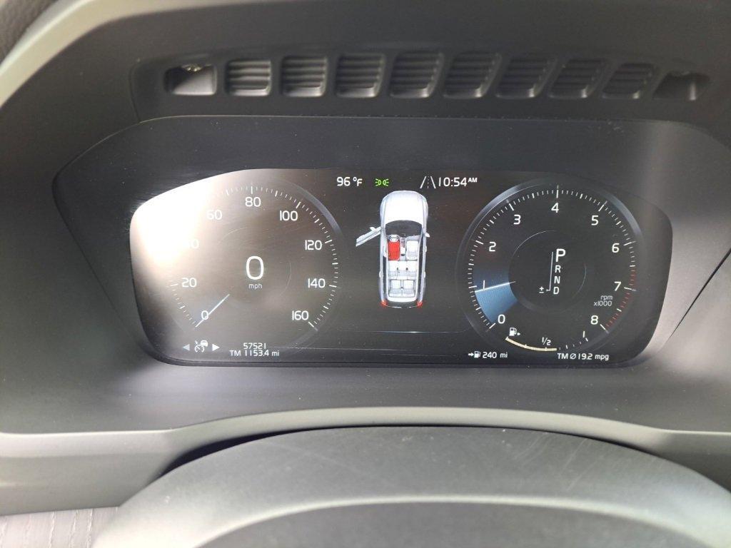 used 2020 Volvo XC90 car, priced at $25,650