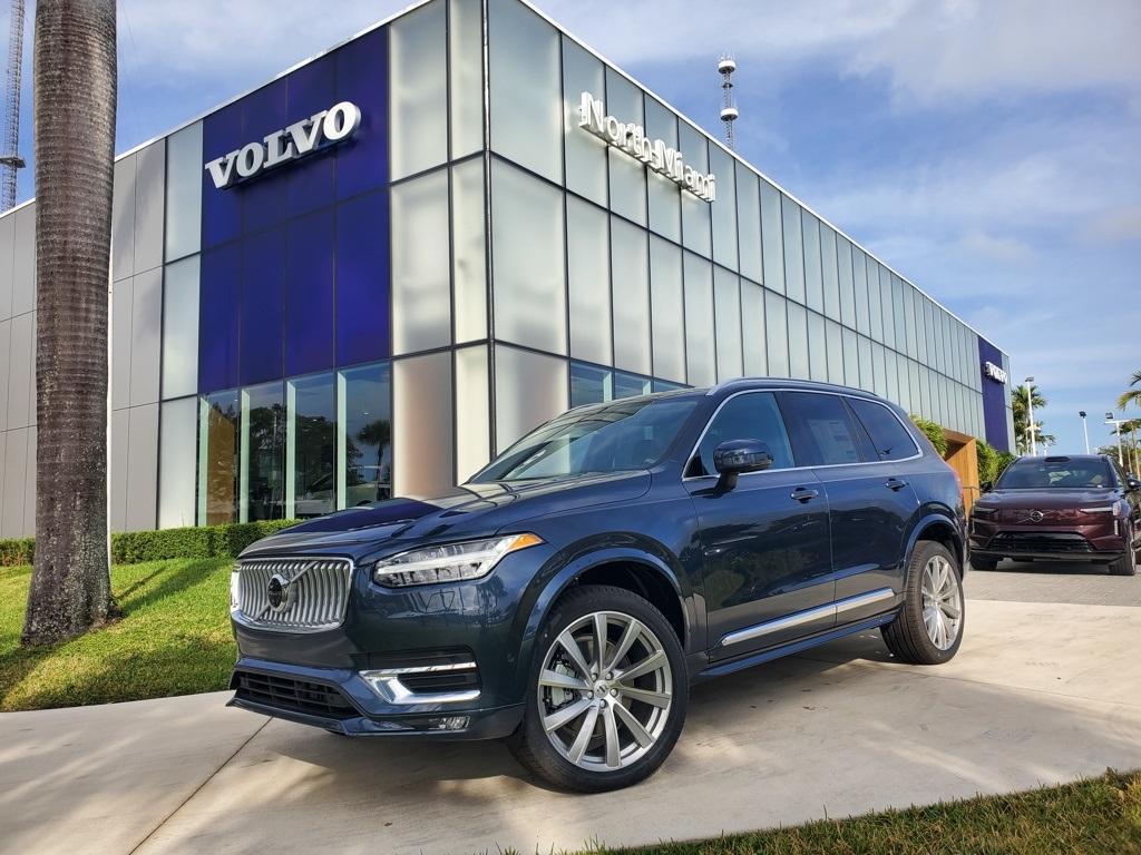 new 2025 Volvo XC90 car