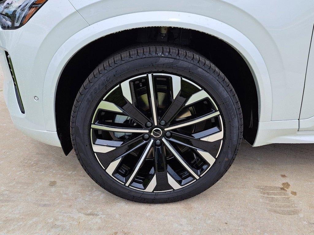 new 2026 Volvo XC90 car, priced at $68,825