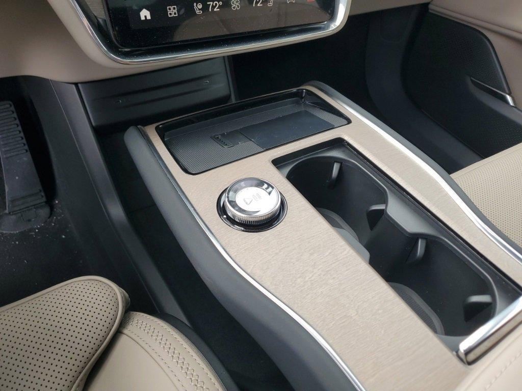 new 2025 Volvo EX90 car, priced at $90,940